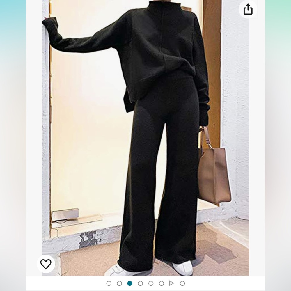 Black 2 pc Set